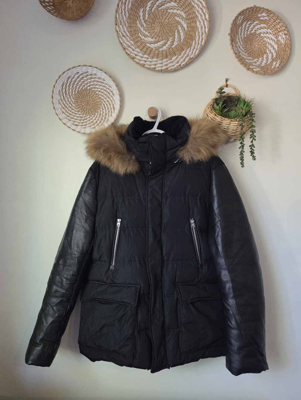 Mackage Orla Black Down Puffer Jacket with Leather Sleeves & Fur Trim – Large